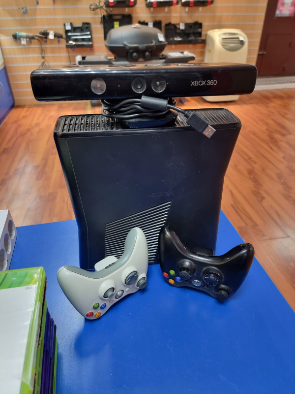 Игровая приставка Xbox 360S CONSOLE