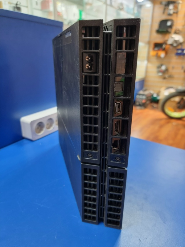 Игровая приставка Sony PLAYSTATION FAT 1 T